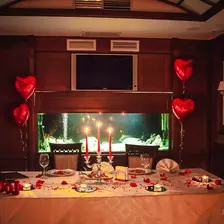 Романтична вечеря у ресторані 