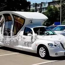 Прогулянка у лимузині сюрприз у Києві
