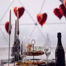 Романтична вечеря на Даху Львів
